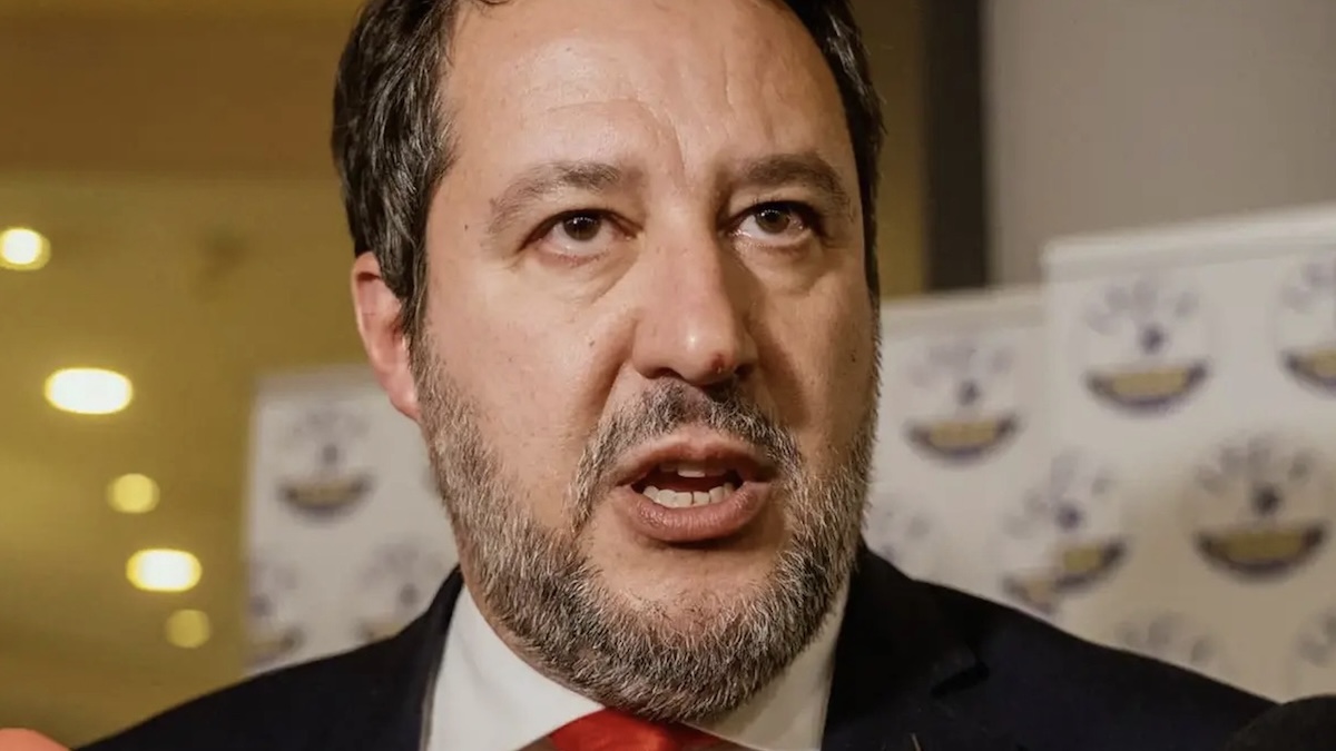 Ponte sullo Stretto, Salvini contro la Corte dei Conti: “Decisione politica, non tecnica” Ponte sullo Stretto, Salvini contro la Corte dei Conti: “Decisione politica, non tecnica”