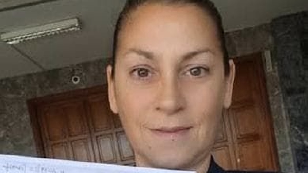 Maestra fa sesso con un 15enne, mentre un altro filma: la decisione è appena arrivata Maestra fa sesso con un 15enne, mentre un altro filma: la decisione è appena arrivata