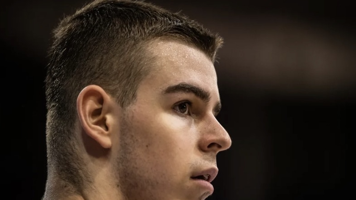 “Ho il cancro”. Dramma nello sport mondiale: battuta d’arresto per il campione 22enne “Ho il cancro”. Dramma nello sport mondiale: battuta d’arresto per il campione 22enne