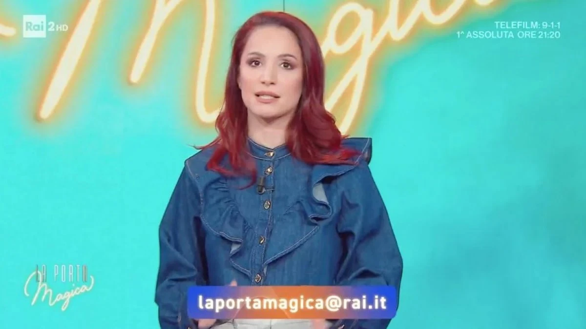 Andrea Delogu durante una trasmissione televisiva