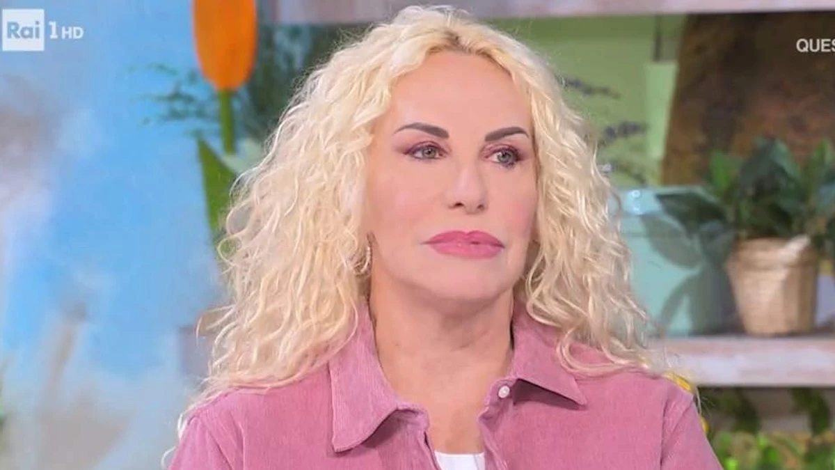 “Una grande perdita, era giovane”. Antonella Clerici si commuove in diretta: il triste annuncio