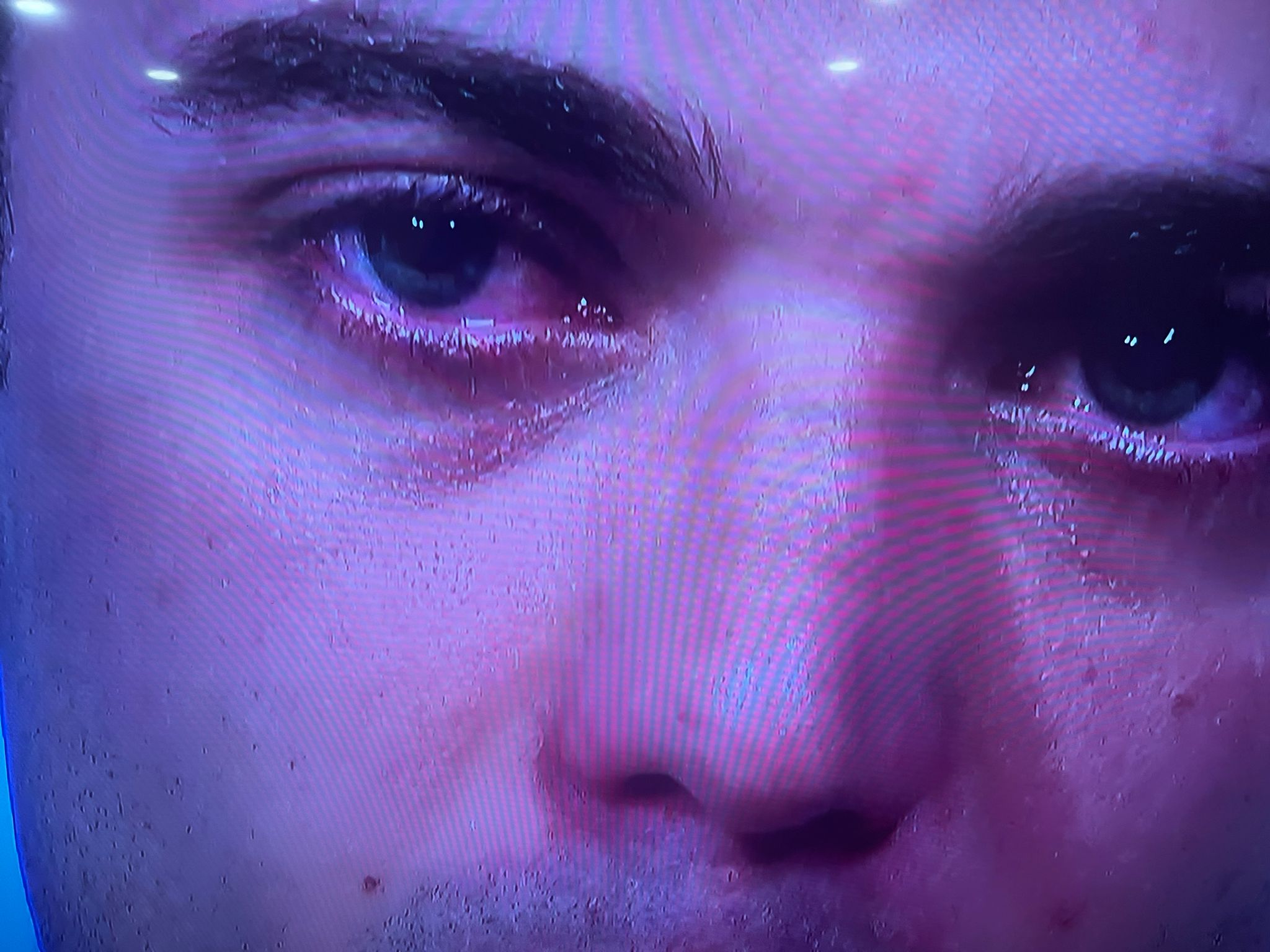 Grande Fratello, Jonas in lacrime dopo il rimprovero: “Non sono questo tipo d’uomo” Grande Fratello, Jonas in lacrime dopo il rimprovero: “Non sono questo tipo d’uomo”