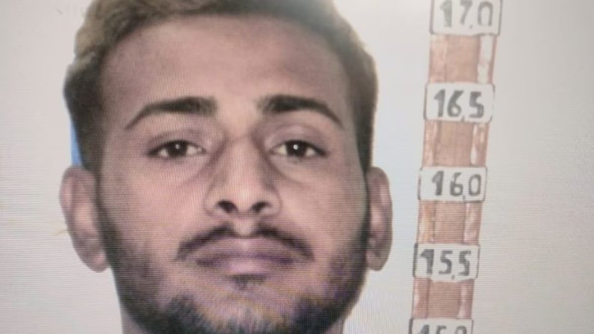 È evaso!”. Detenuto scappa dall’ospedale: è caccia all’uomo in tutta Italia È evaso!”. Detenuto scappa dall’ospedale: è caccia all’uomo in tutta Italia