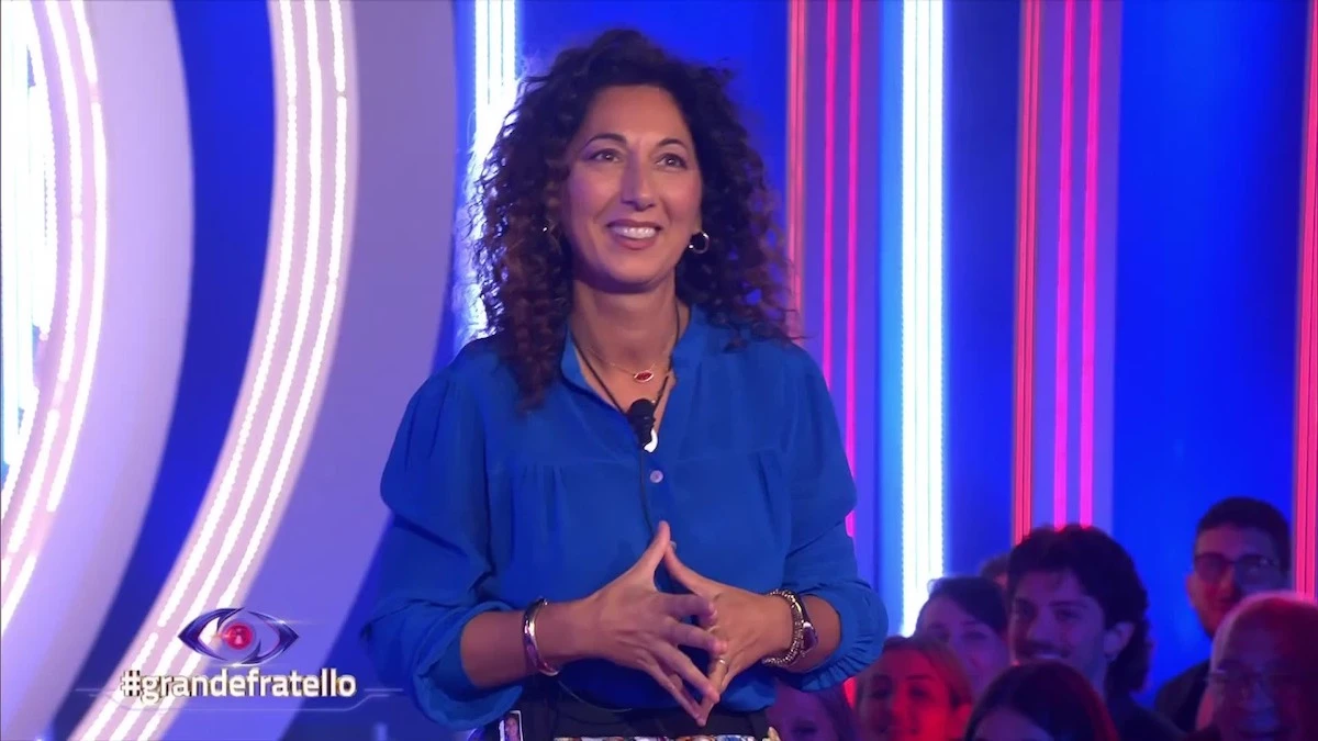 “Quindi è vero…”. Donatella del GF, si scopre chi è davvero: il pubblico non l’aveva capito