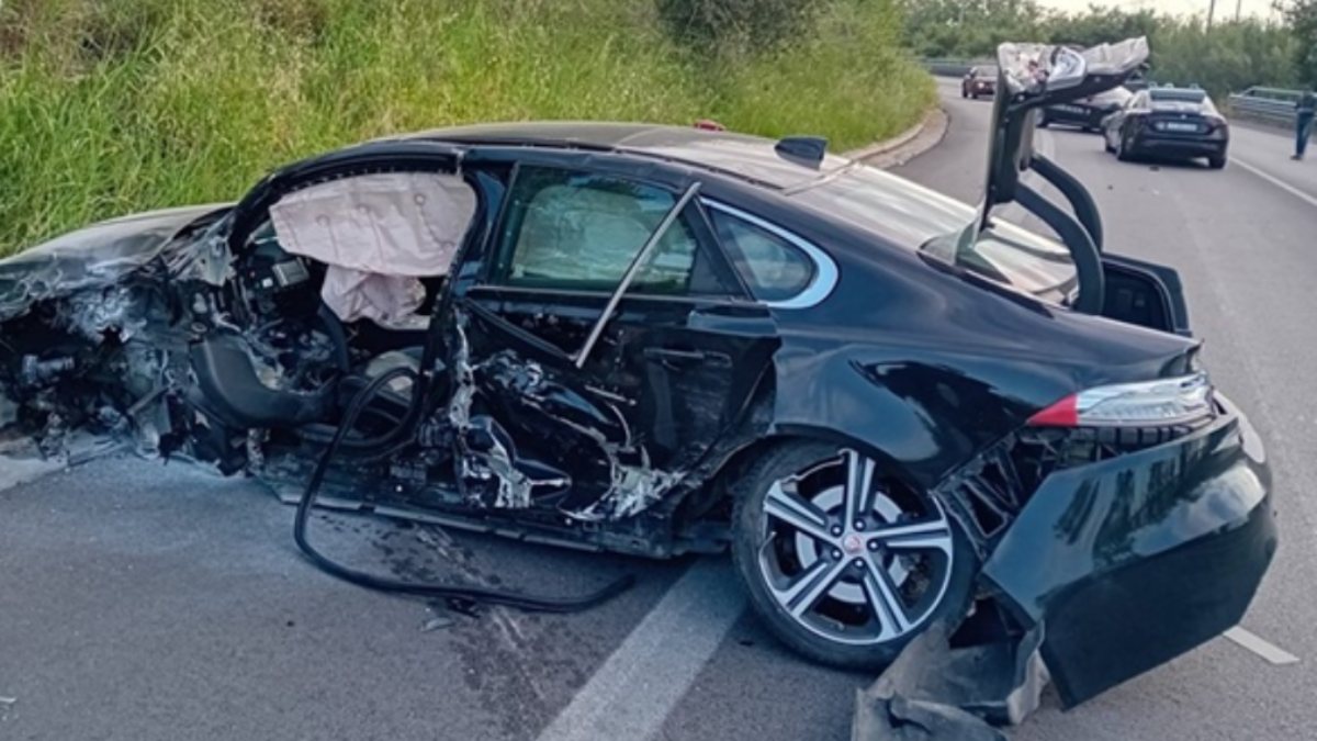 Evade dai domiciliari, ruba una supercar poi lo schianto ad alta velocità: tremendo!