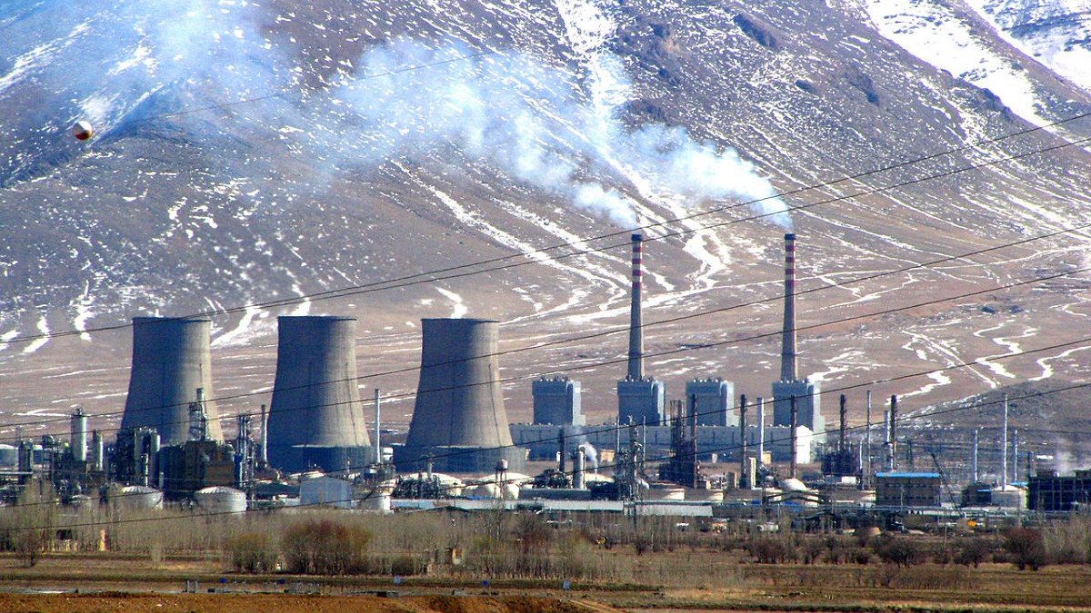 L’Iran rompe ogni vincolo: “Da oggi liberi di agire sul nucleare” L’Iran rompe ogni vincolo: “Da oggi liberi di agire sul nucleare”