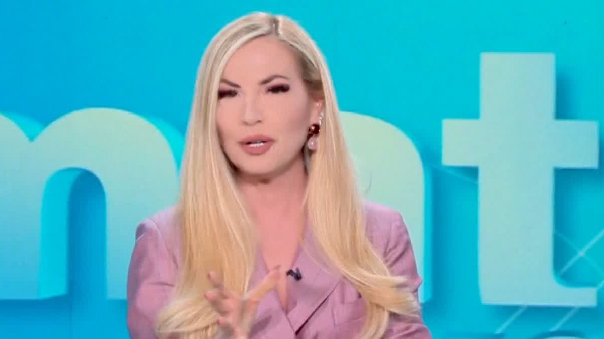 “Ormai è imminente”. Garlasco, Federica Panicucci annuncia la clamorosa svolta in diretta “Ormai è imminente”. Garlasco, Federica Panicucci annuncia la clamorosa svolta in diretta