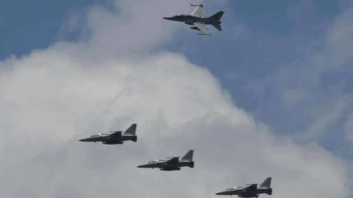 F 16 polacchi decollano per intercettare droni Shahed, cresce l’allerta in Europa