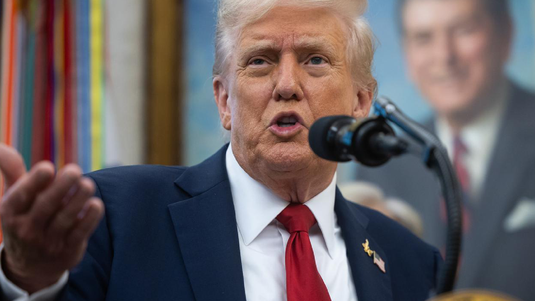 Hamas dice sì al piano, Trump chiede stop ai bombardamenti