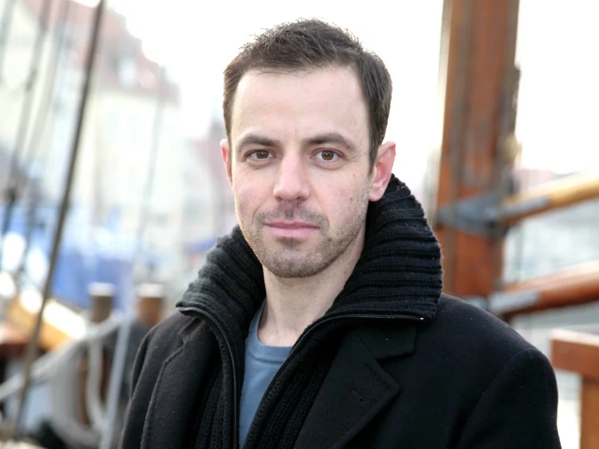 Felix Eitner sul set della serie Alles Klara