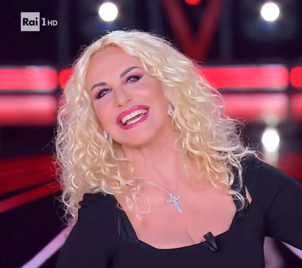 Antonella Clerici sorridente durante The Voice