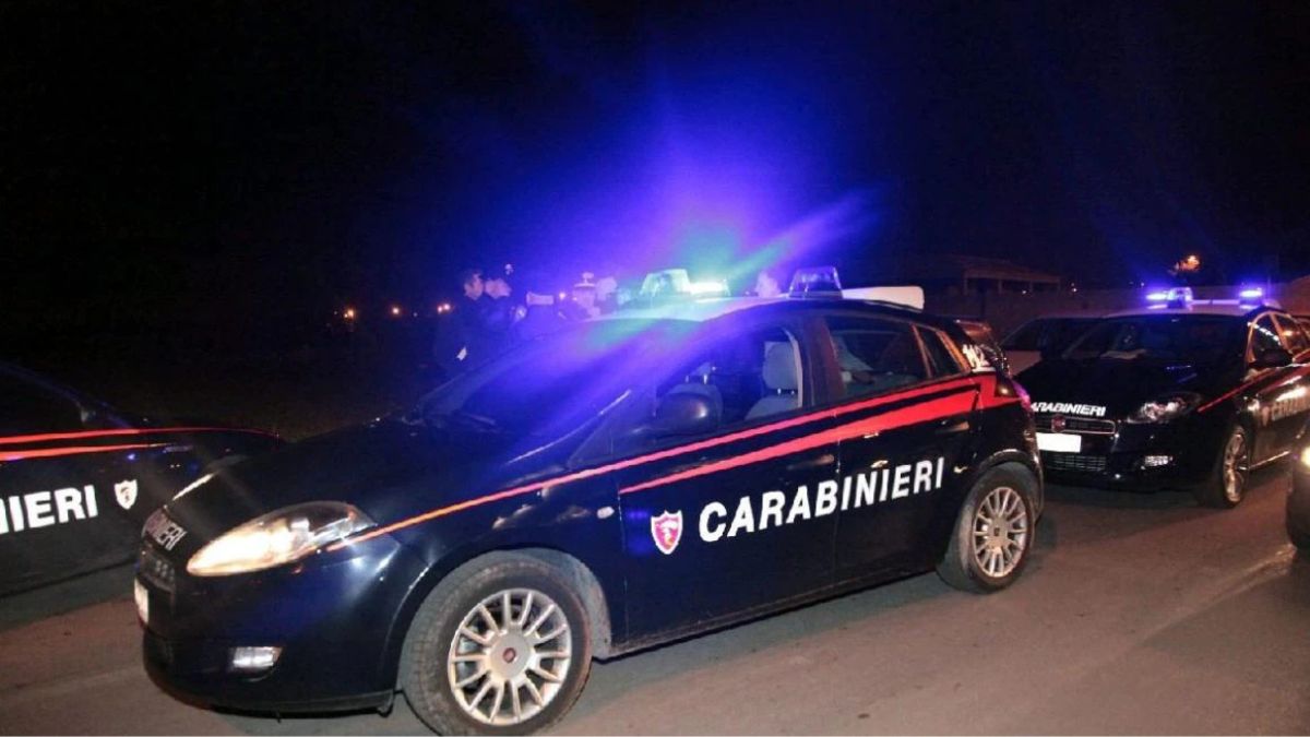 Donna stuprata a Gallarate, fermato un 35enne straniero: nascosto nel cassettone del letto