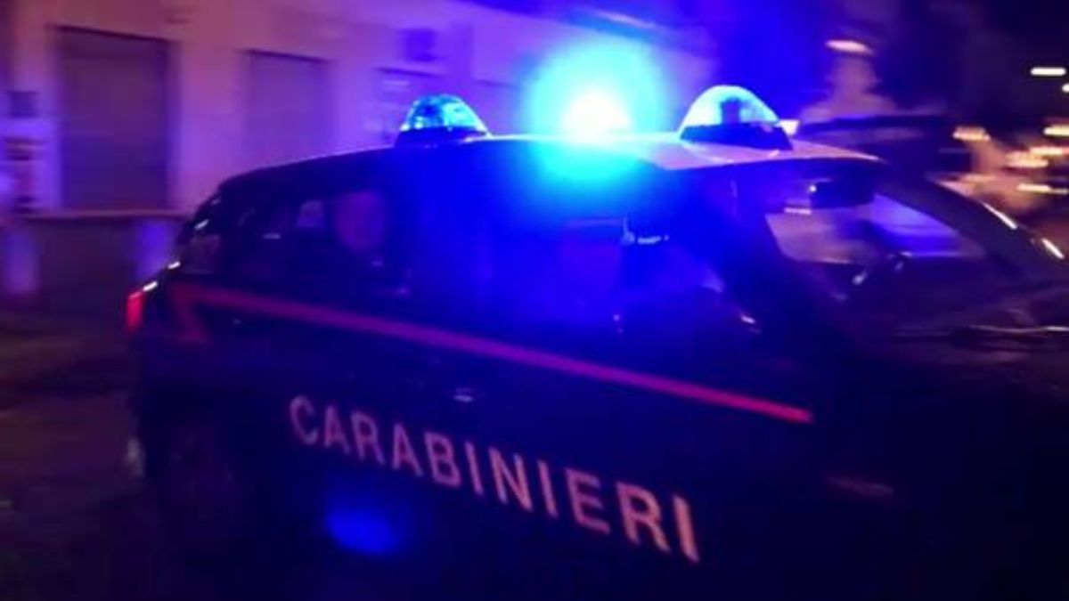 Uccide a coltellate la moglie nel Varesotto, il motivo da brividi: lite per i gratta e vinci Uccide a coltellate la moglie nel Varesotto, il motivo da brividi: lite per i gratta e vinci