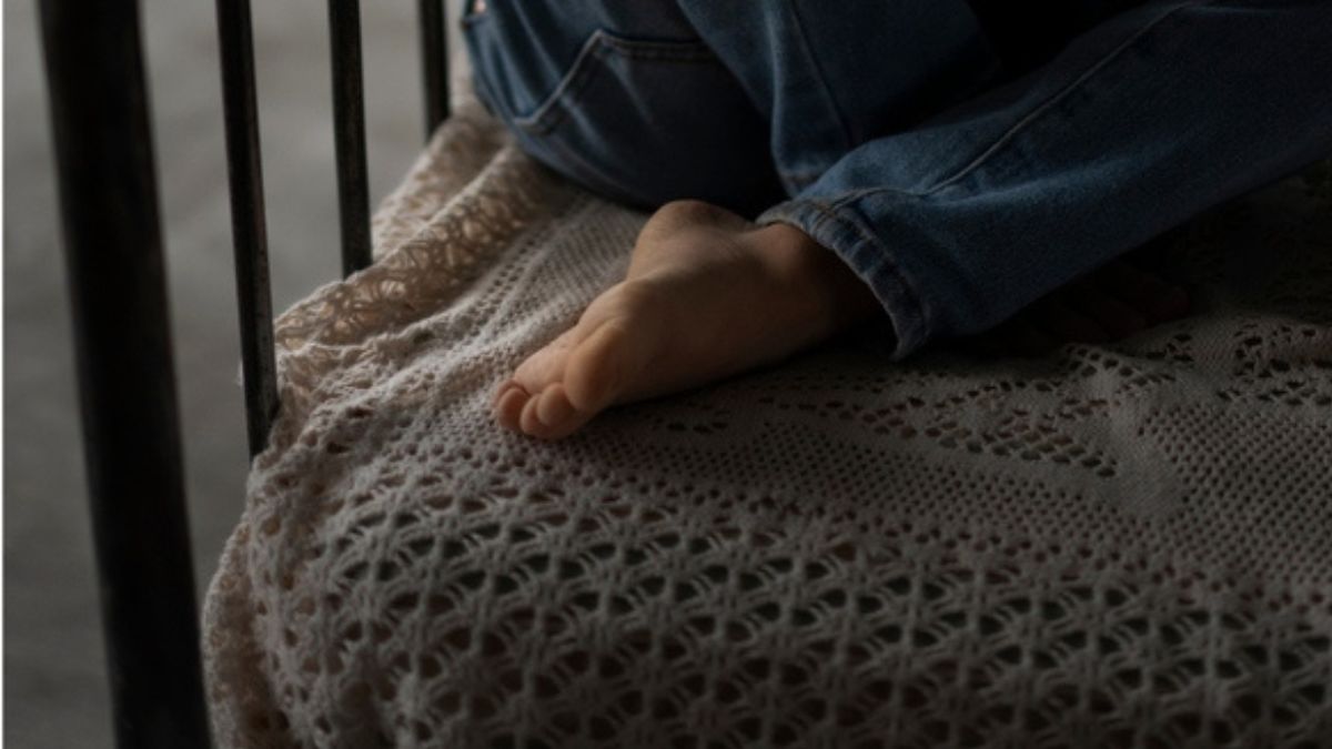 “Orrore puro”. Litigano in casa e lui va via, lei annega il figlio nella vasca. Poi il messaggio da brividi “Orrore puro”. Litigano in casa e lui va via, lei annega il figlio nella vasca. Poi il messaggio da brividi