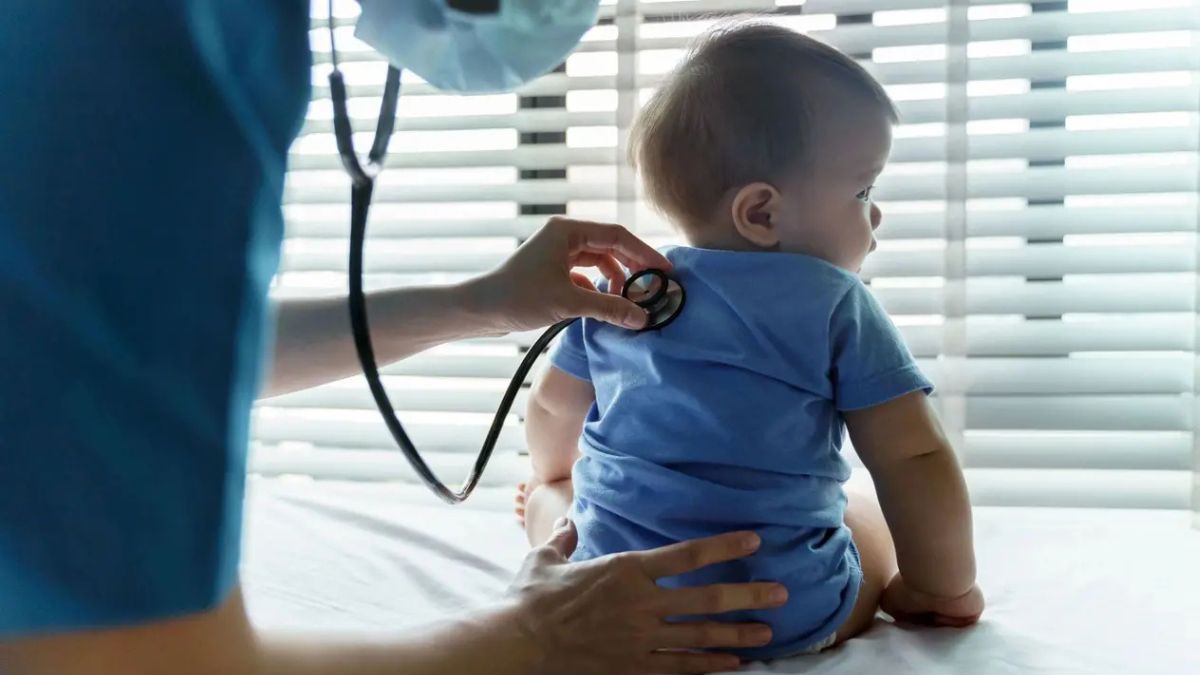 Orrore in Italia, pediatra chiede un favore alla mamma di un paziente: picchiata con calci e pugni