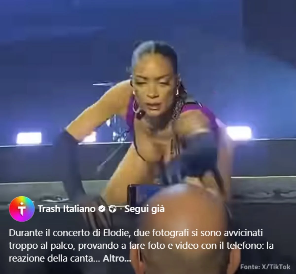 Fotografi accreditati a un concerto, simile alla situazione di Elodie