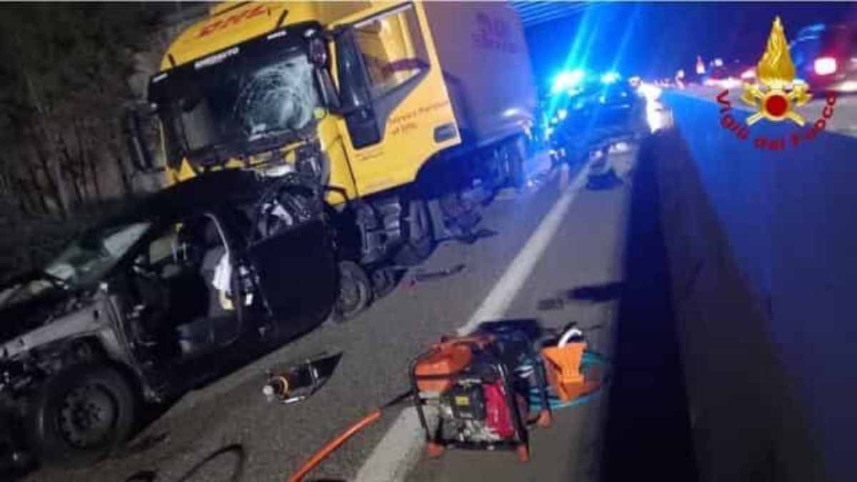 “Non ce l’ha fatta”. Tornava dalla visita, con la sua bimba in grembo: dolore immenso “Non ce l’ha fatta”. Tornava dalla visita, con la sua bimba in grembo: dolore immenso