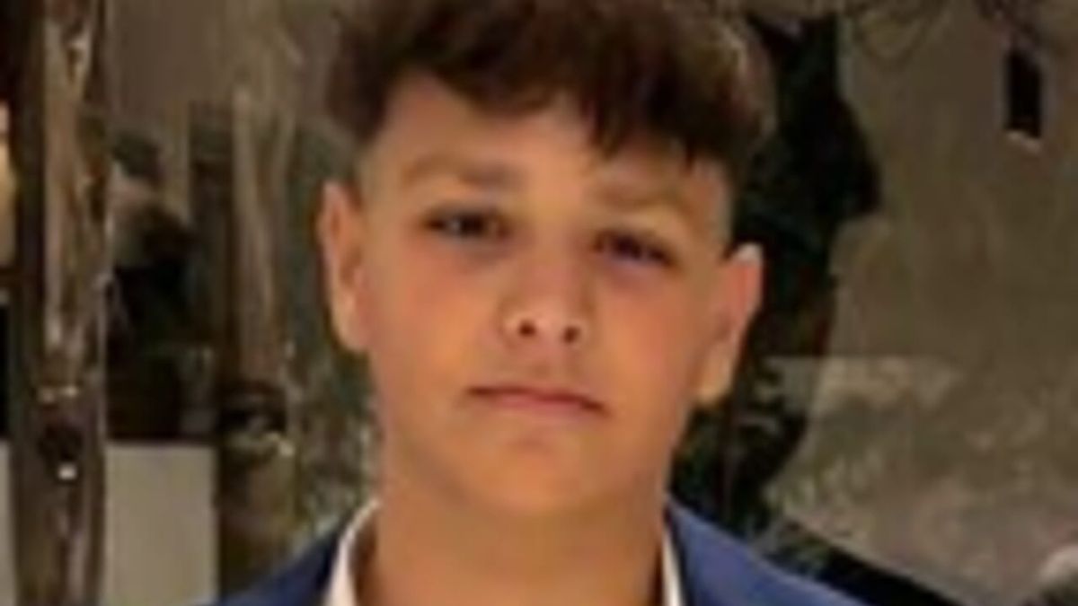 Carlo muore così a soli 16 anni. Tragedia spaventosa, una città intera sotto shock