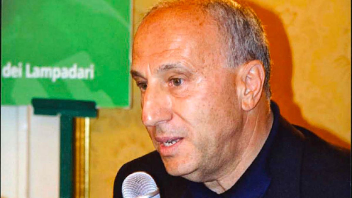 “Ci ha lasciati un grande”. Addio al giornalista italiano: il triste annuncio è appena arrivato