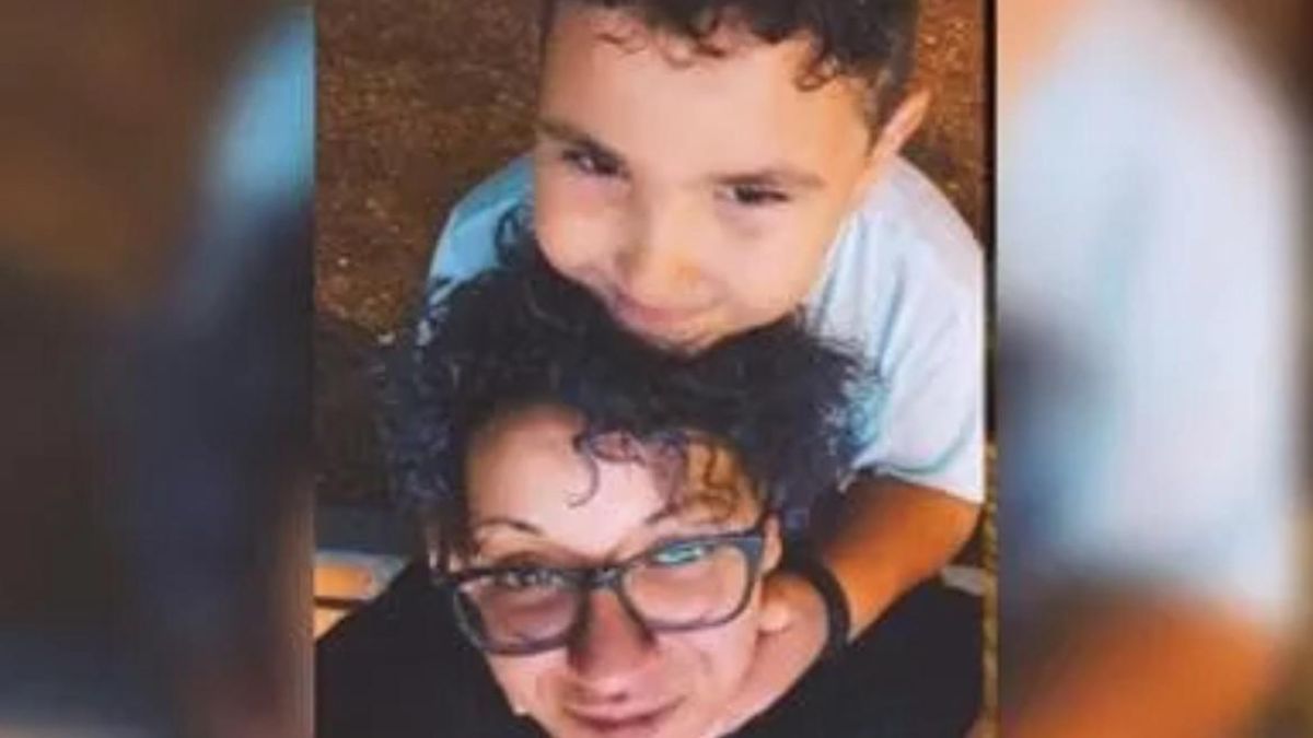 Elia morto a soli 9 anni, il corpo della madre ritrovato in mare: dolore senza fine in Italia Elia morto a soli 9 anni, il corpo della madre ritrovato in mare: dolore senza fine in Italia
