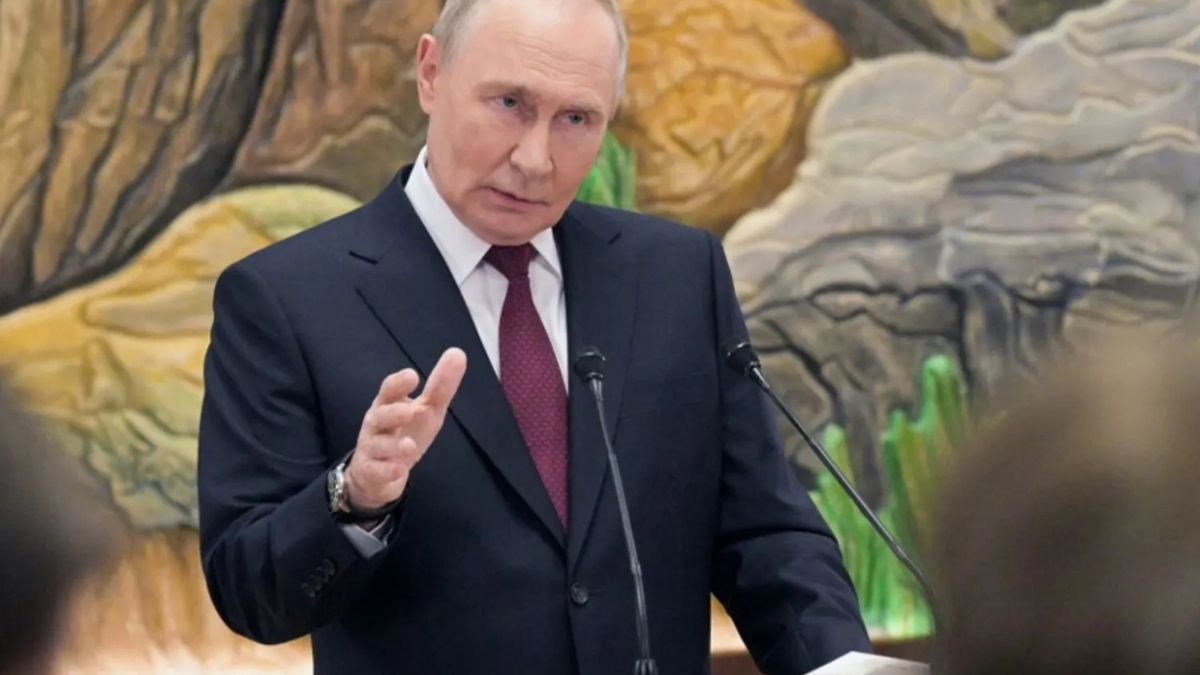 putin pronti a lavorare al piano di pace usa ma kiev lasci il donbass da Thesocialpost.it putin pronti a lavorare al piano di pace usa ma kiev lasci il donbass