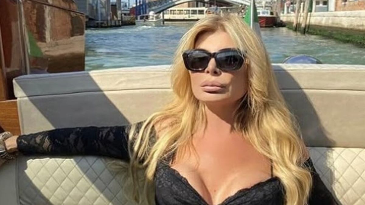 Dalle vacanze con Berlusconi al carcere: chi è Anna Bettozzi, “Lady Petrolio”