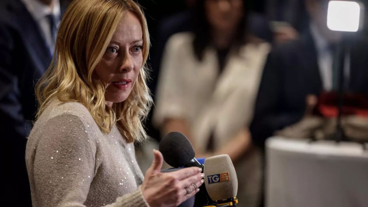 Piano di pace, i 24 punti della controproposta Ue. Meloni: “Lavoriamo su quella di Trump. L’ho sentito, è disponibile”