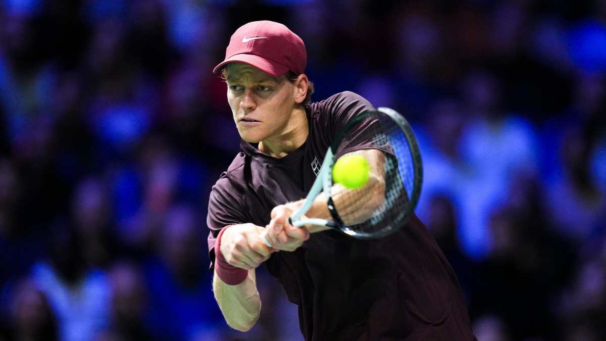 Sinner Zverev, in palio la finale del Masters 1000 di Parigi: la diretta Sinner Zverev, in palio la finale del Masters 1000 di Parigi: la diretta