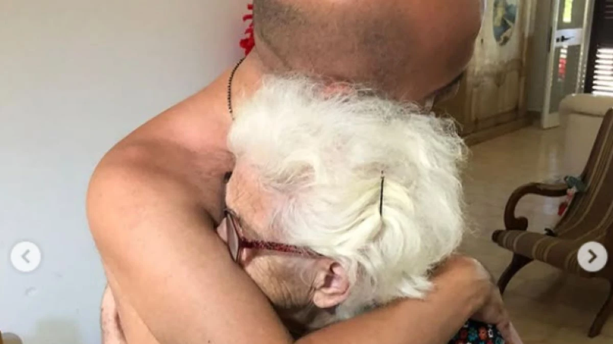 Lutto Cantante Italiano