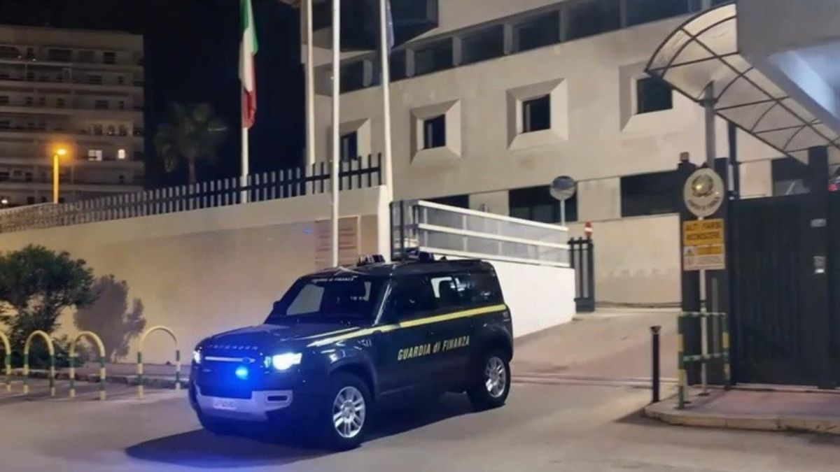 Assessore arrestato sindaco indagato