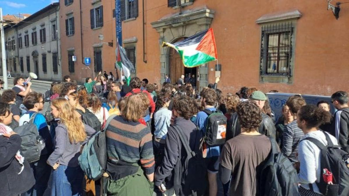 “Benzina sul fuoco!”. Ora Pro Pal nei licei italiani: scatta la reazione durissima