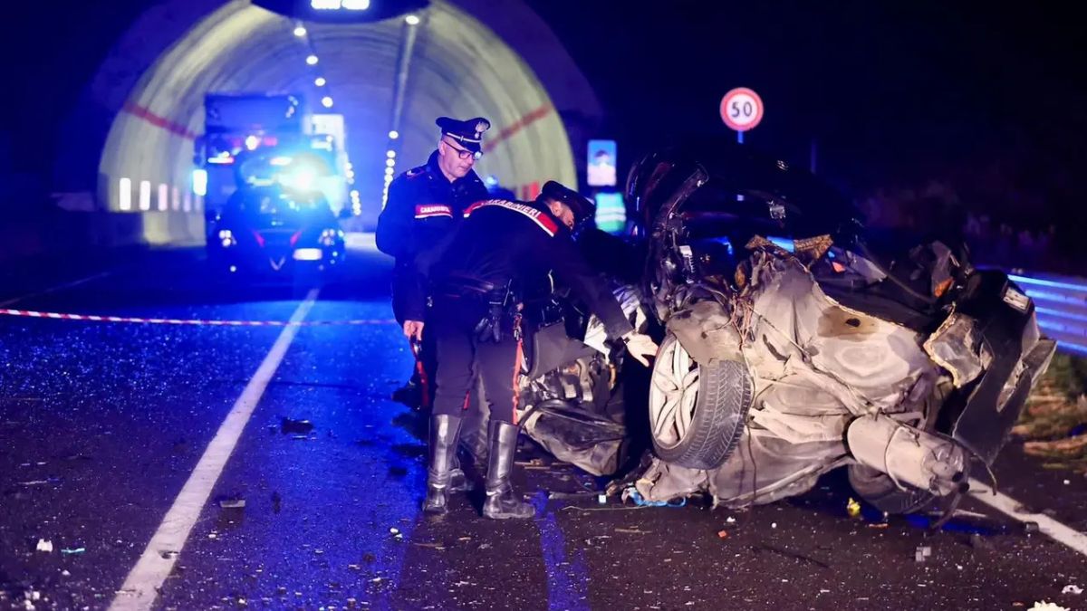 Incidente spaventoso in Italia: morto un ragazzo, ci sono cinque feriti