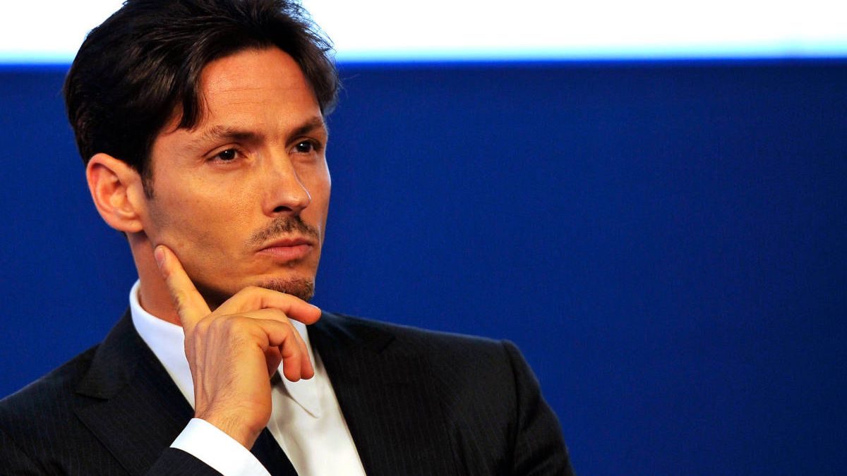 “Mio marito mi picchiava mentre ero incinta!”. E Mediaset lo licenzia in tronco