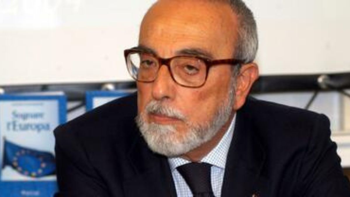 Claudio Azzolini, morto l’ex deputato di Forza Italia. Il ricordo di Martusciello: “Gentiluomo delle istituzioni”