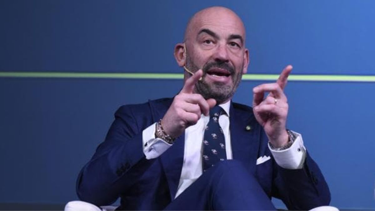 “Una delle peggiori epidemie”. L’allarme shock di Bassetti: “Nuovi sintomi, fate attenzione”