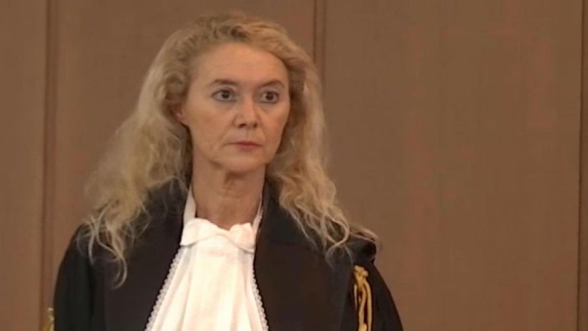 “Hanno lasciato una testa proprio lì!”. Minaccia horror contro la giudice: cosa succede “Hanno lasciato una testa proprio lì!”. Minaccia horror contro la giudice: cosa succede