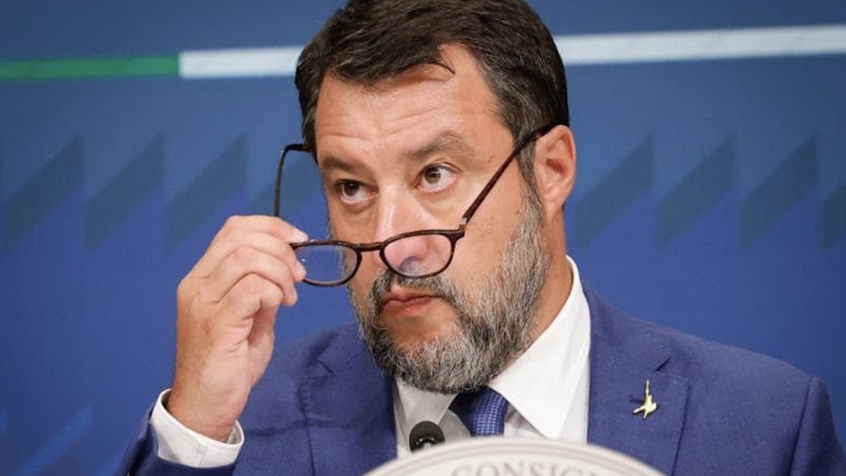 Scontro Italia-Russia: “Salvini sei la vergogna nazionale!”. Il big attacca oltre ogni limite. Rissa