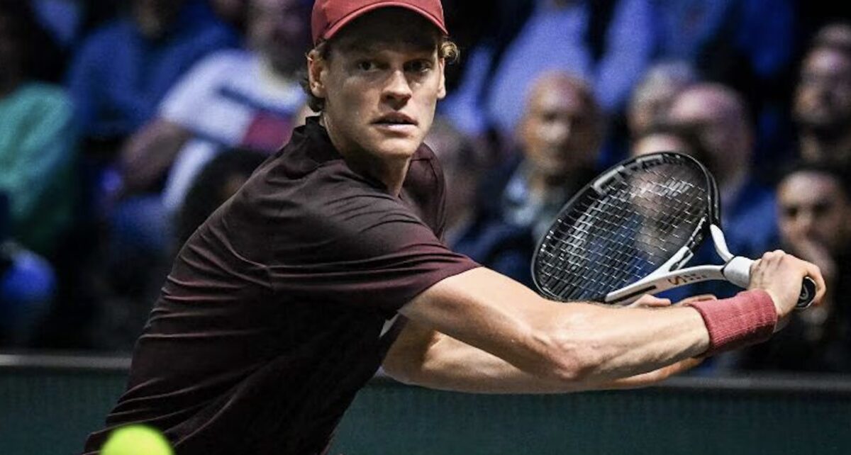 Atp Finals, sfida decisiva Sinner–Zverev: chi vince vola in semifinale