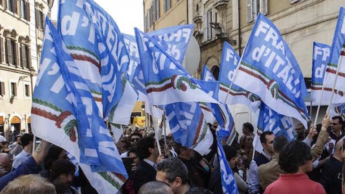 Terremoto in Fdi, cacciata dalle chat del partito: quella cosa non è andata giù! Terremoto in Fdi, cacciata dalle chat del partito: quella cosa non è andata giù!