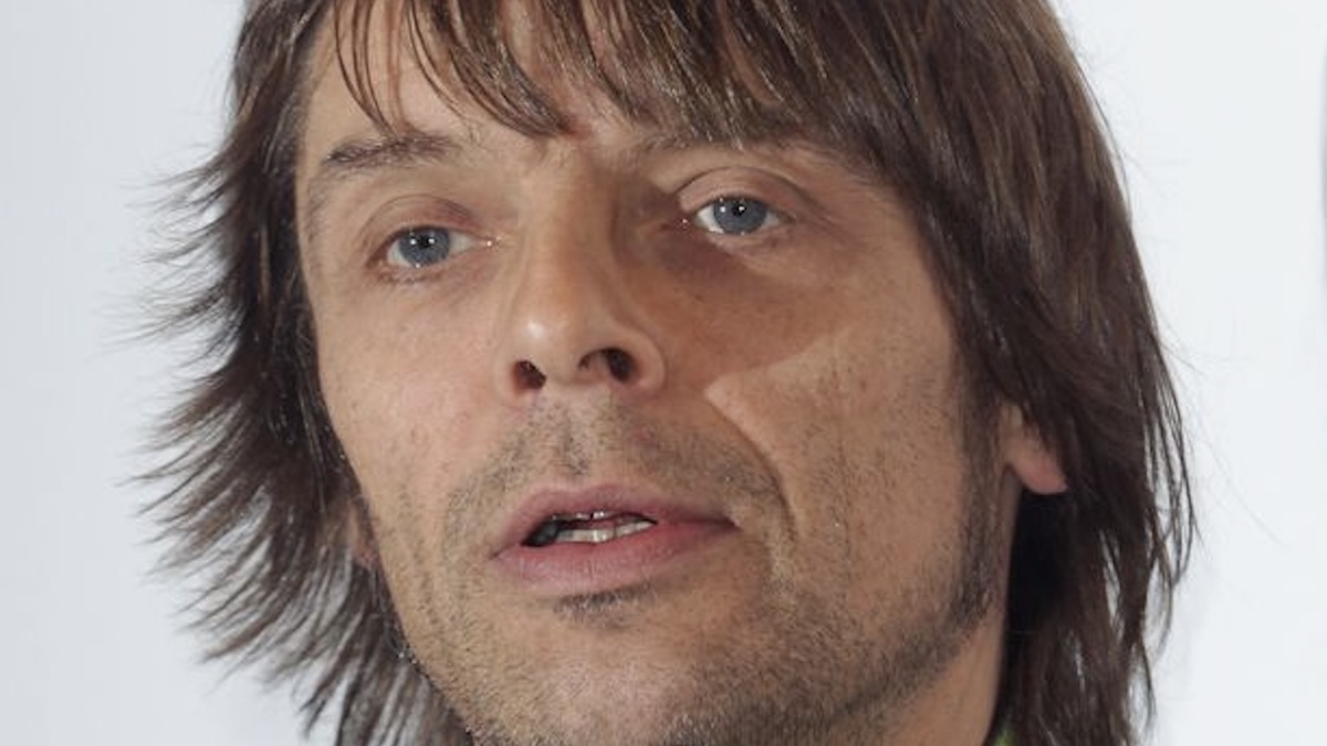 “È morto”. Lutto nella musica, è la fine di un’era: ci ha lasciati, ancora giovane