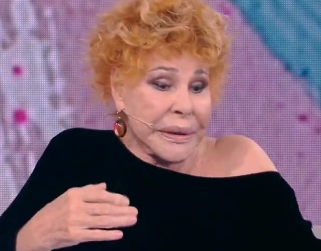 Addio Ornella Vanoni: “Cosa voglio per il mio funerale”. L’intervista da Fazio Addio Ornella Vanoni: “Cosa voglio per il mio funerale”. L’intervista da Fazio