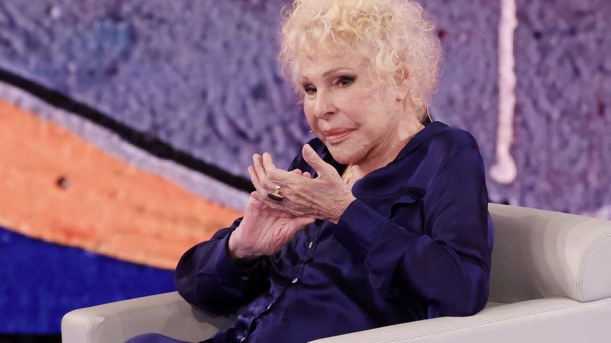 L’Italia piange Ornella Vanoni: l’ultimo saluto al Piccolo. Emozione pura