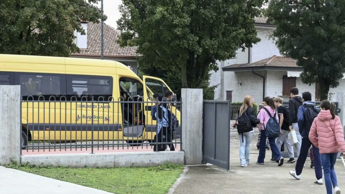 “Ha un coltello!”. Italia, bimbo aggredisce compagnetti a scuola. La situazione