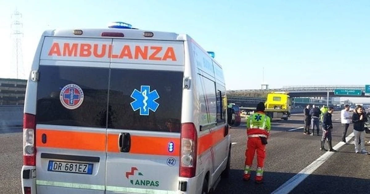Ferita e in stato di shock sull’autostrada: la richiesta d’aiuto che ha sconvolto gli automobilisti