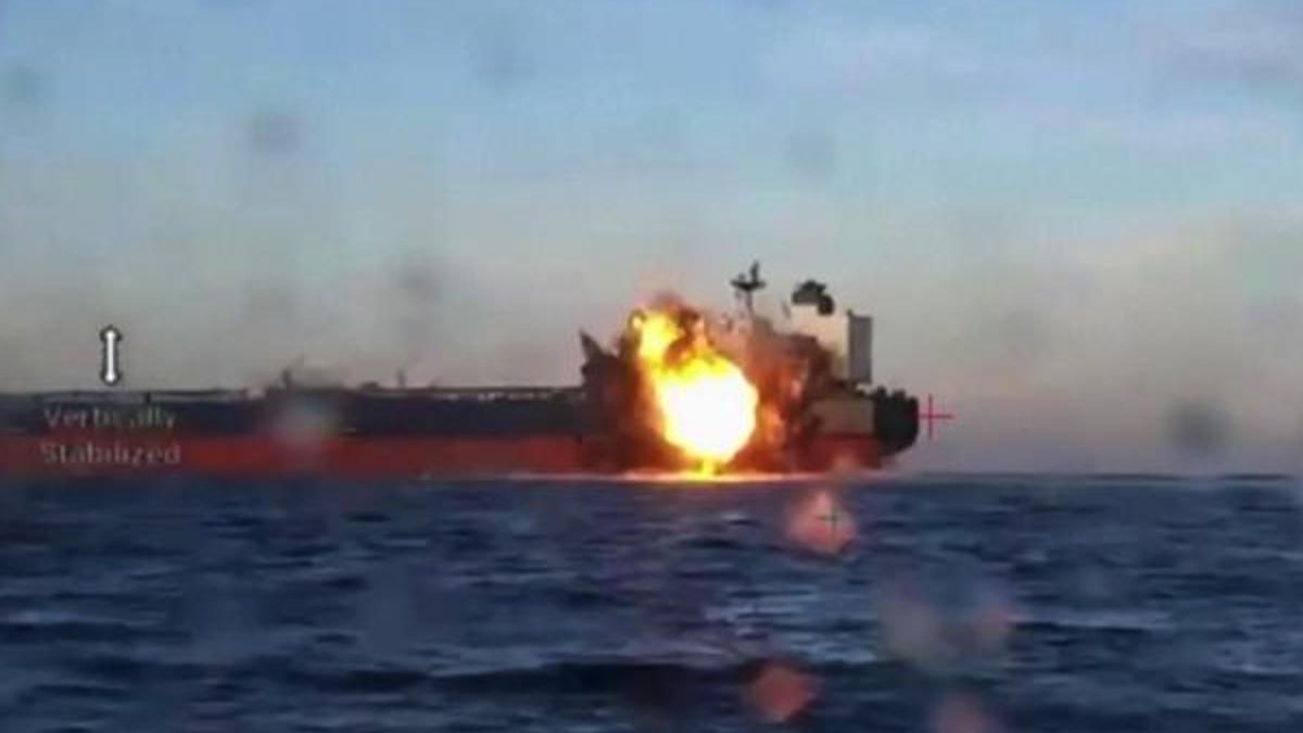 Attacco shock nel Mar Nero: Ucraina colpisce due navi russe in pochi minuti