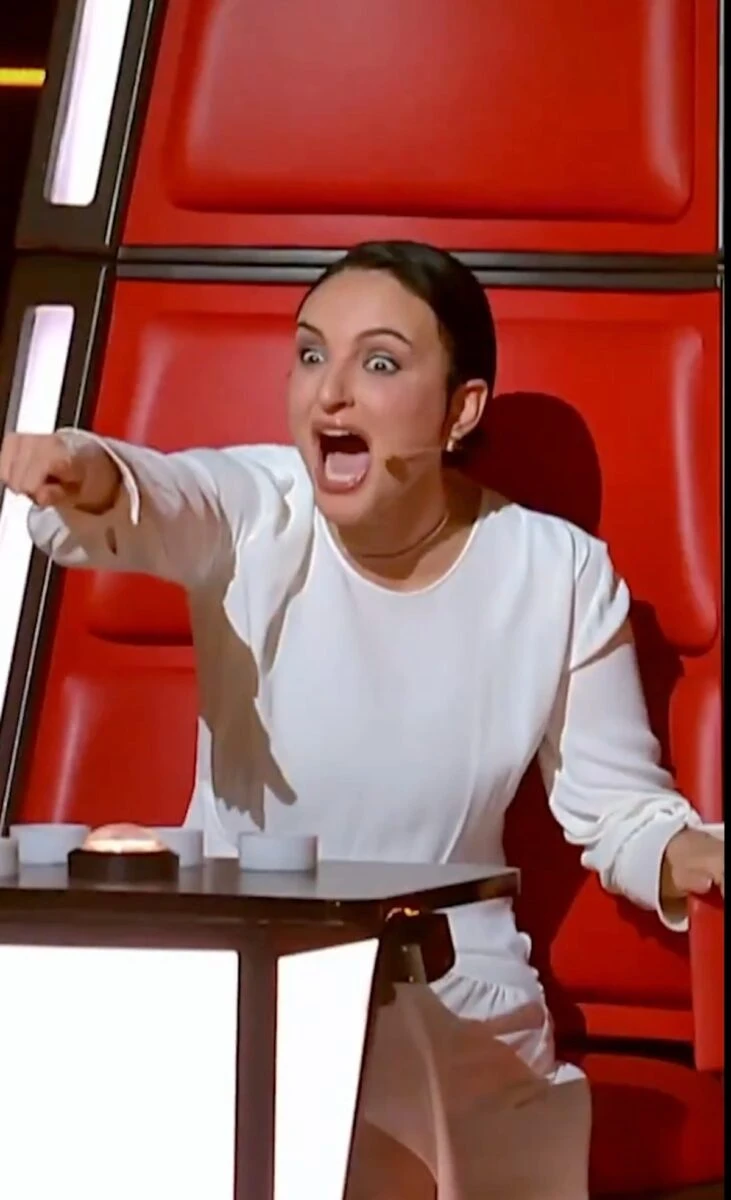 Leo Gassman durante l'esibizione a The Voice Senior