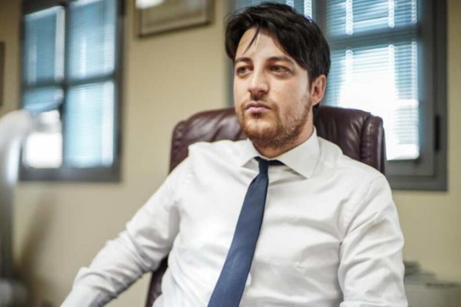 chi è alberto stefani