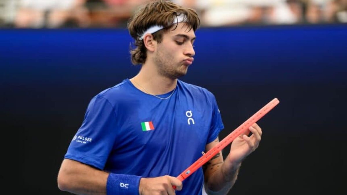 coppa davis berrettini vince italia avanti 1 0 sulla spagna adesso cobolli