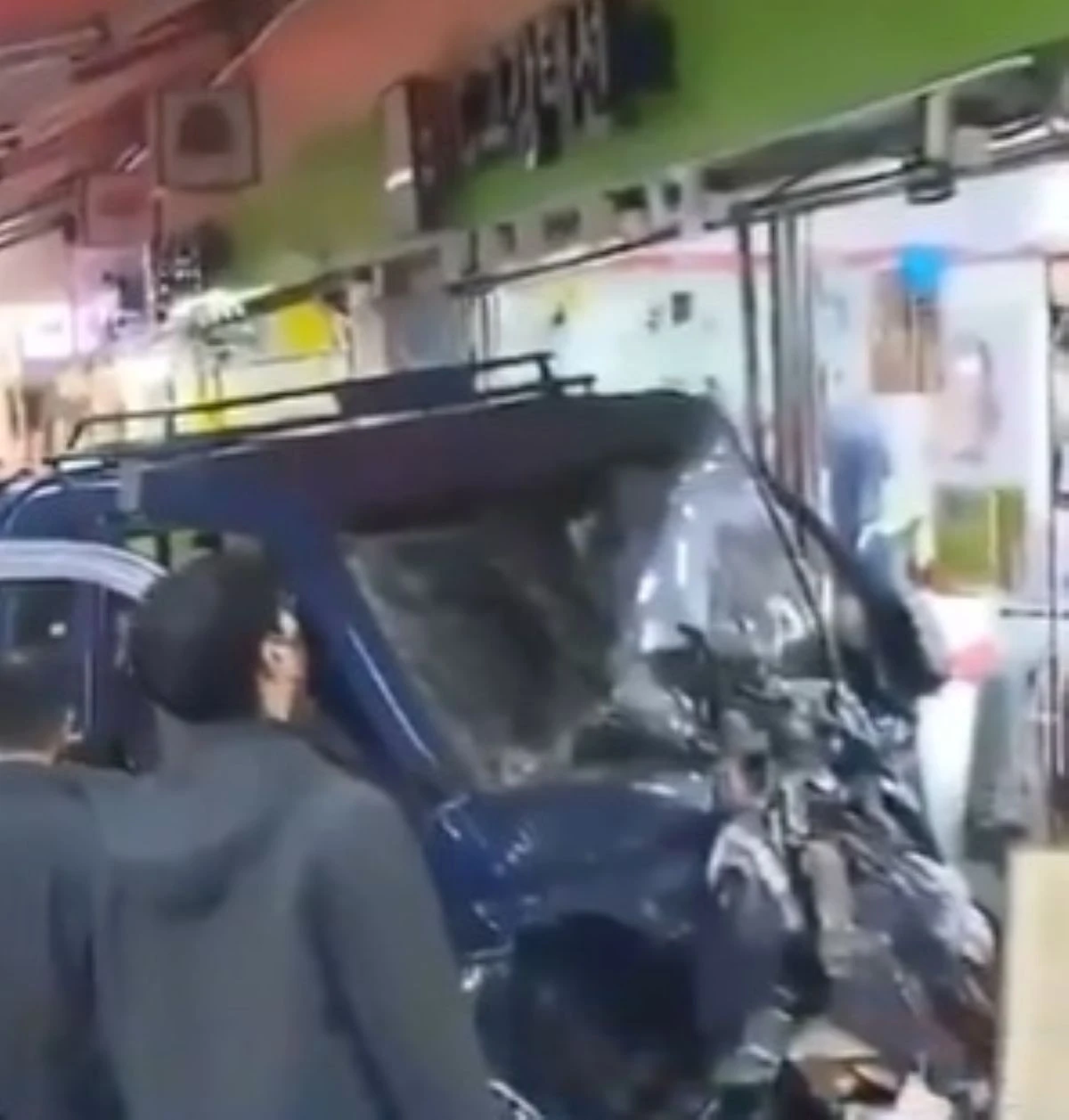 Ambulanze e soccorsi sul luogo dell'incidente a Bucheon