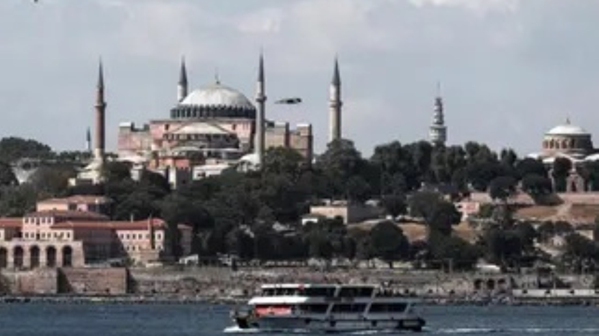 famiglia sterminata hotel istanbul